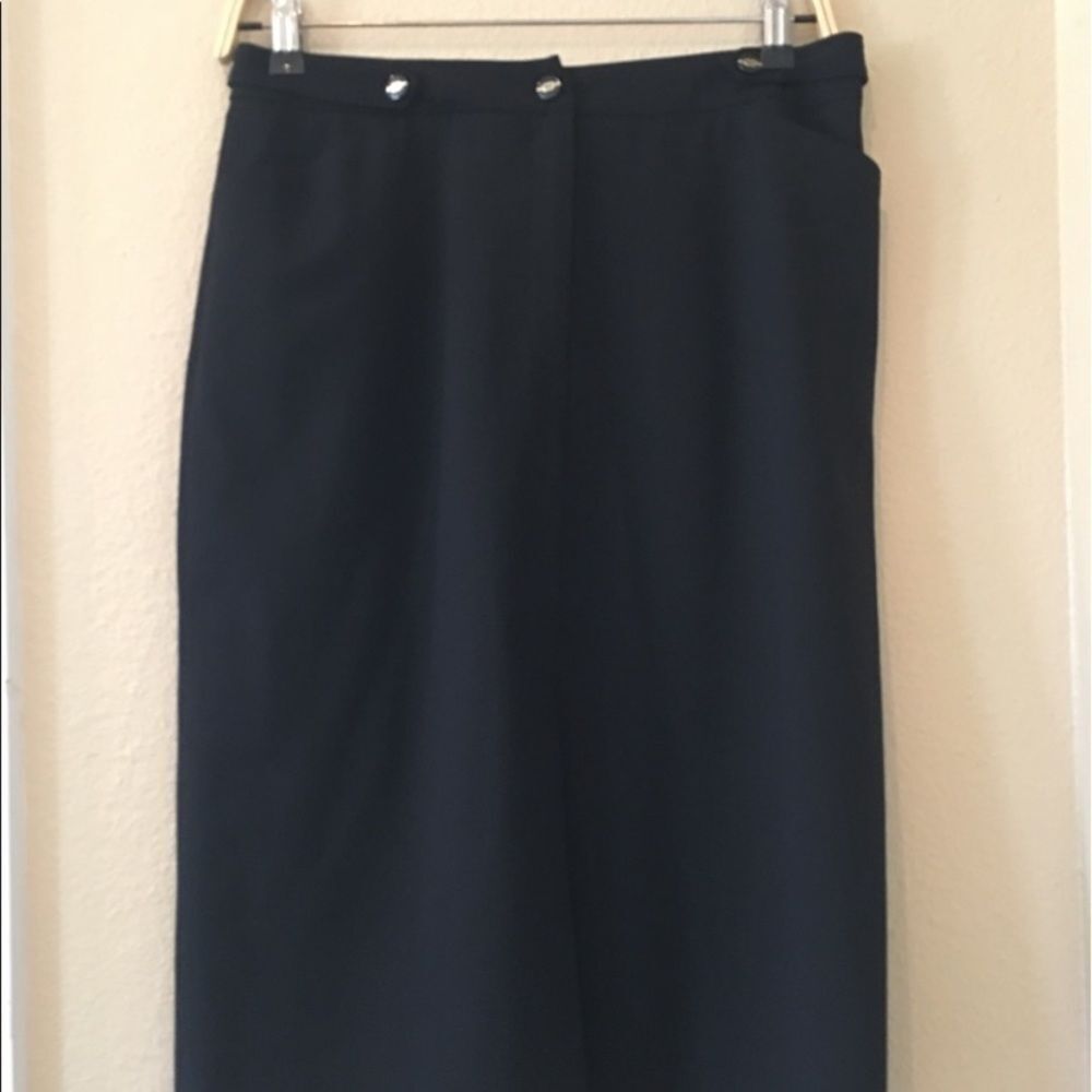 ESCADA pencil skirt with lovely buttons - Picture 4 of 8